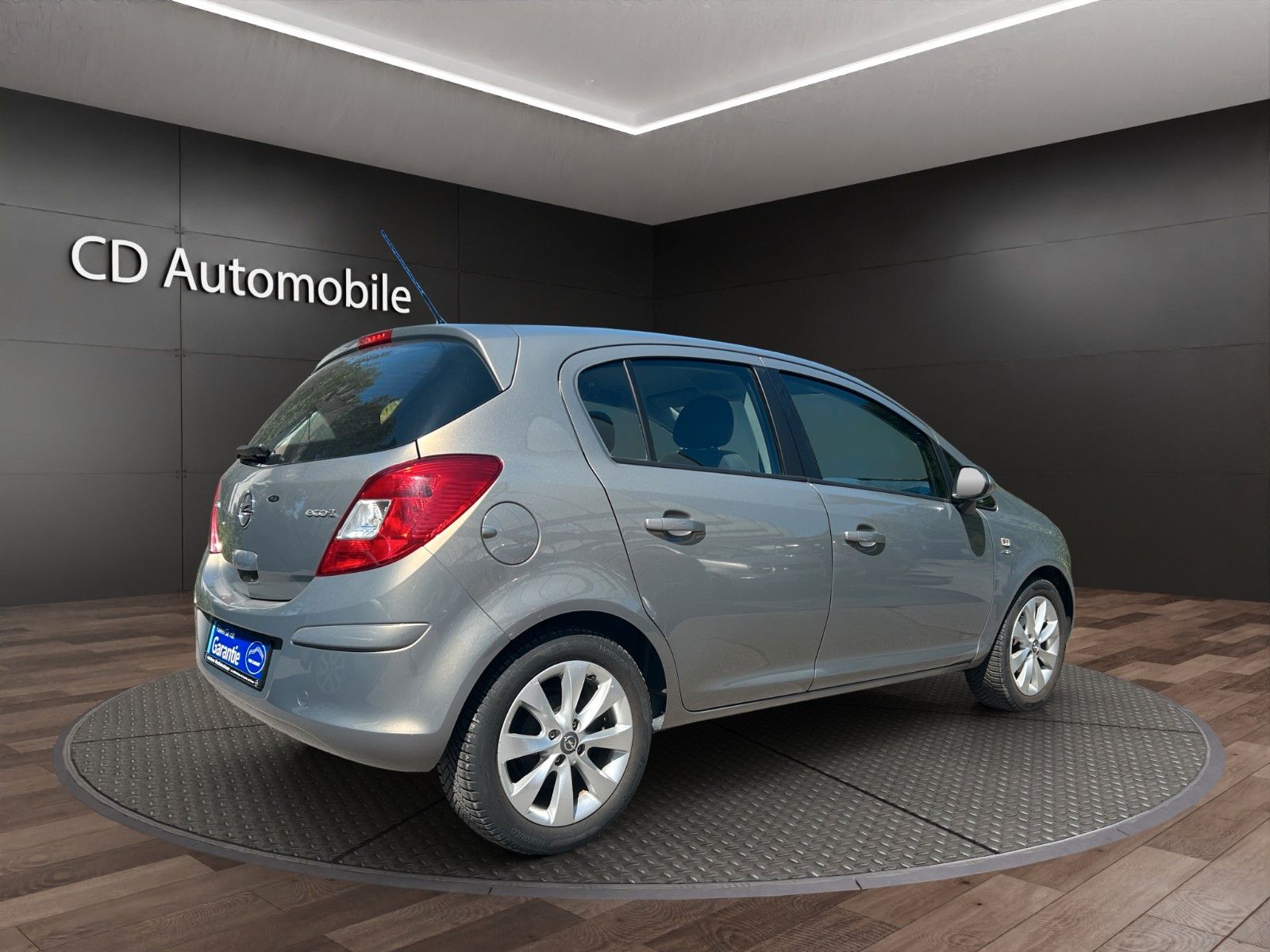 Fahrzeugabbildung Opel Corsa D Active/Top Gepflegt/2.Hand/Service Neu