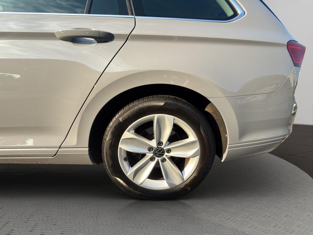 Volkswagen Passat Business 4Mot. TDI DSG AHK Matrix, миниатюра 3
