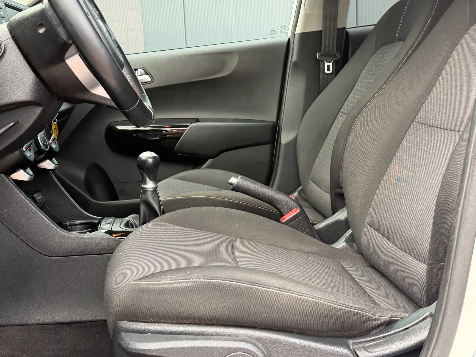 Fahrzeugabbildung Kia Picanto 1.0 Dream-Team Edition *Klima*Allwetter*