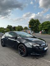 Opel Astra J OPC Line / GTC - Opel Astra: J Opc Line