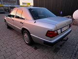Mercedes-Benz 200 E *Automatik*Schibedach*H Kannzeichen* - Mercedes-Benz 200: S200