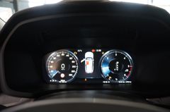 Fahrzeugabbildung Volvo V60 D3 Momentum Core NAVI/LED/PDC/LEDER/VIRTUAL