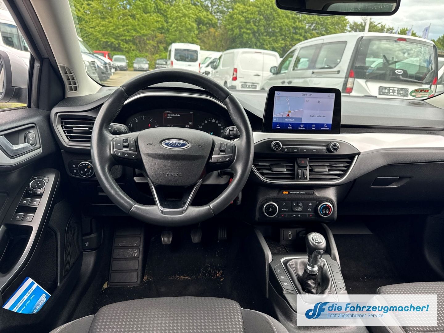Fahrzeugabbildung Ford Focus Turnier 1.0 EcoBoost EU6d-T *EXPORT