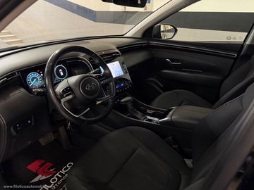 Hyundai TUCSON - 12
