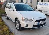 Mitsubishi Outlander 2.0 MIVEC Invite 2WD Invite - Mitsubishi Outlander Invite mit Benzin-Antrieb