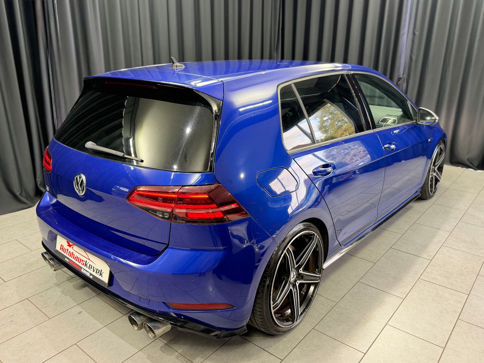 Fahrzeugabbildung Volkswagen Golf VII Lim. R 4Motion|H&R|GRAIL Exhaust