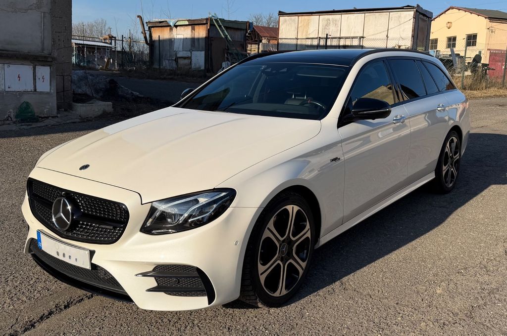 Mercedes-Benz E 53 AMG