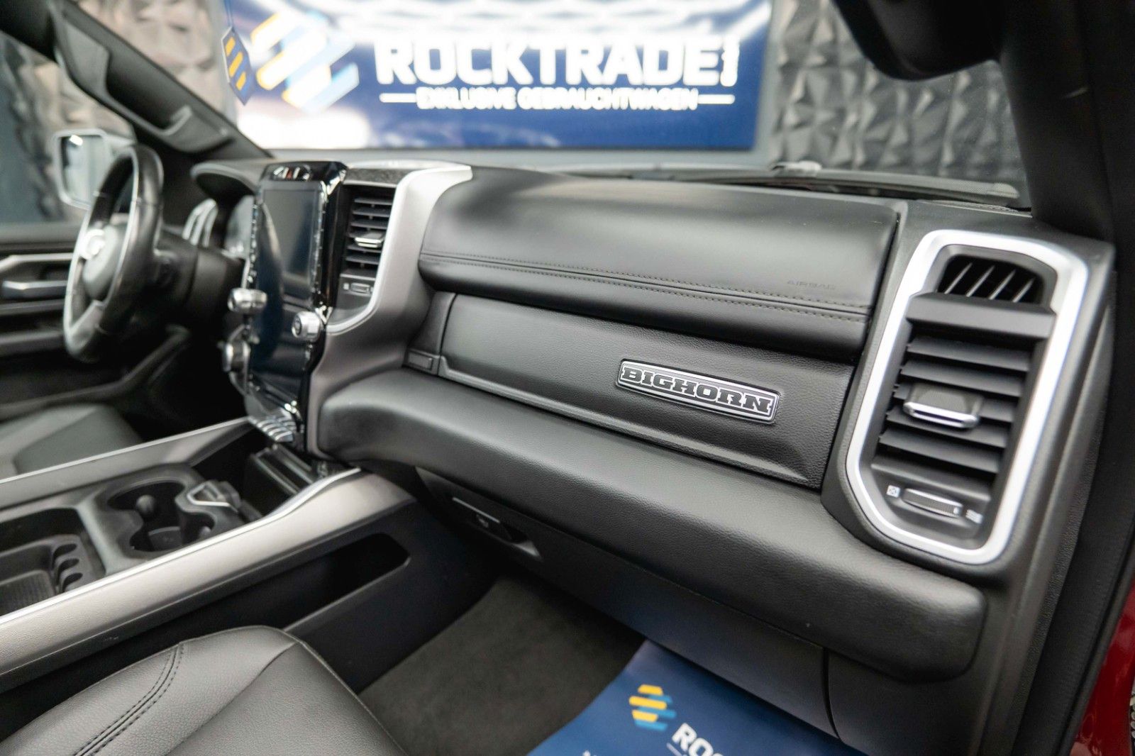 Fahrzeugabbildung Dodge RAM 5.7 V8 HEMI 4x4 LIMITED NightEdition Offroad