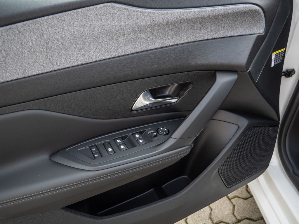 Peugeot 308 - Bild 23
