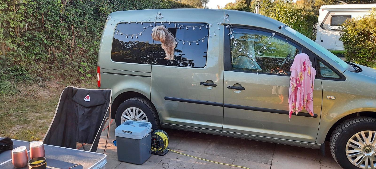 Volkswagen Caddy Life 1.9 TDI Mini Camper o.8Sitzer