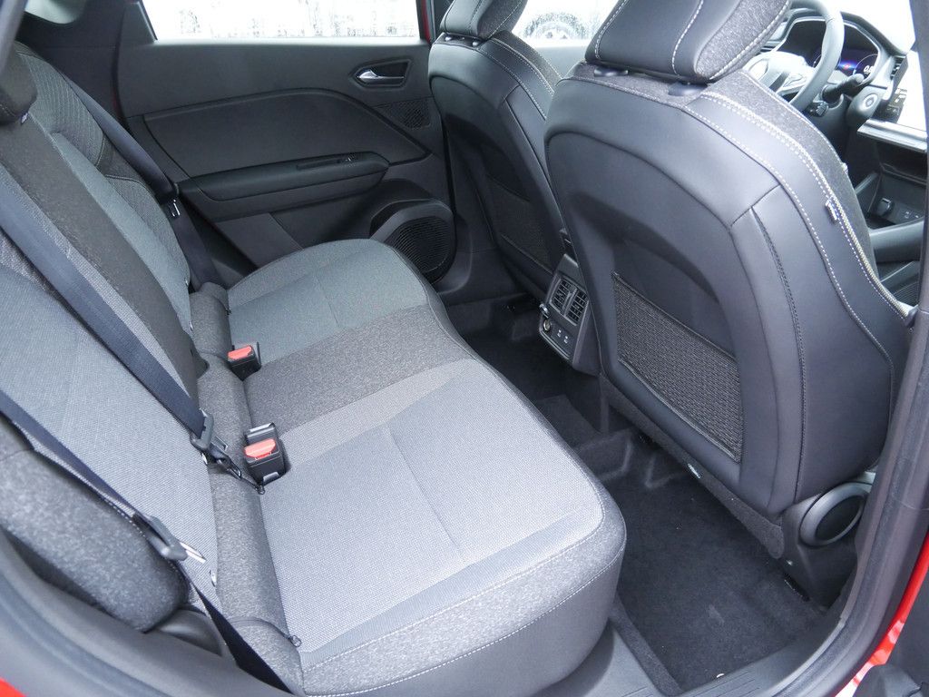 Fahrzeugabbildung Renault Captur Techno TCe 140 Mild Hybrid