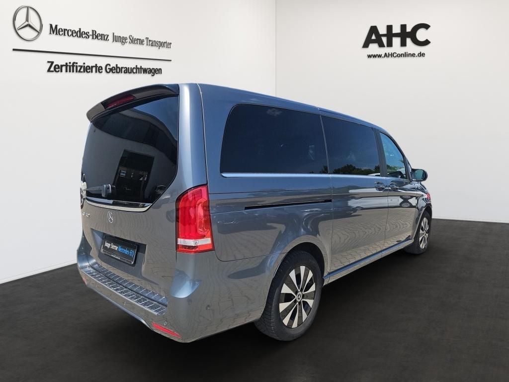 Fahrzeugabbildung Mercedes-Benz EQV 300 AVANTGARDE lang AIRMATIC 360° LED AMG
