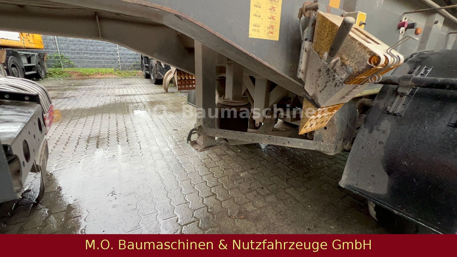 Fahrzeugabbildung Carnehl CHKS/AH / 3 Achser / Luft / ALUMINIUM / 26m³/