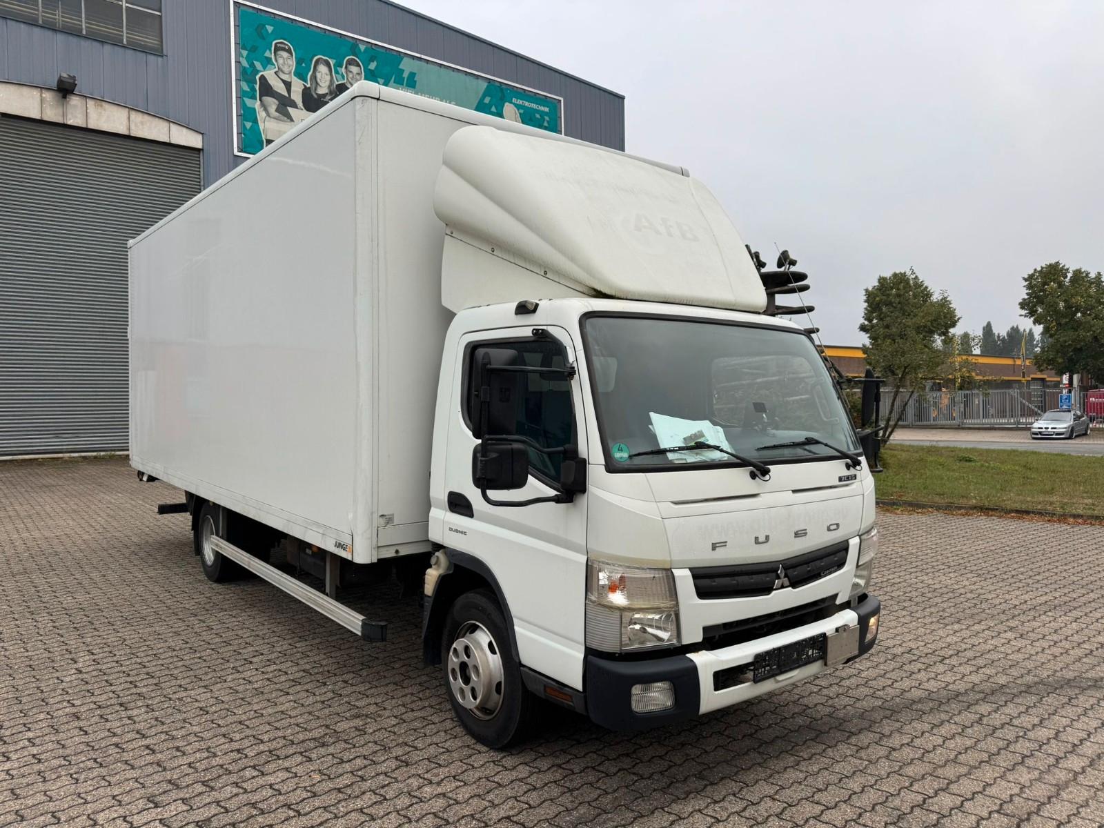 FUSO Canter 7C15 Koffer mit Ladebordwand