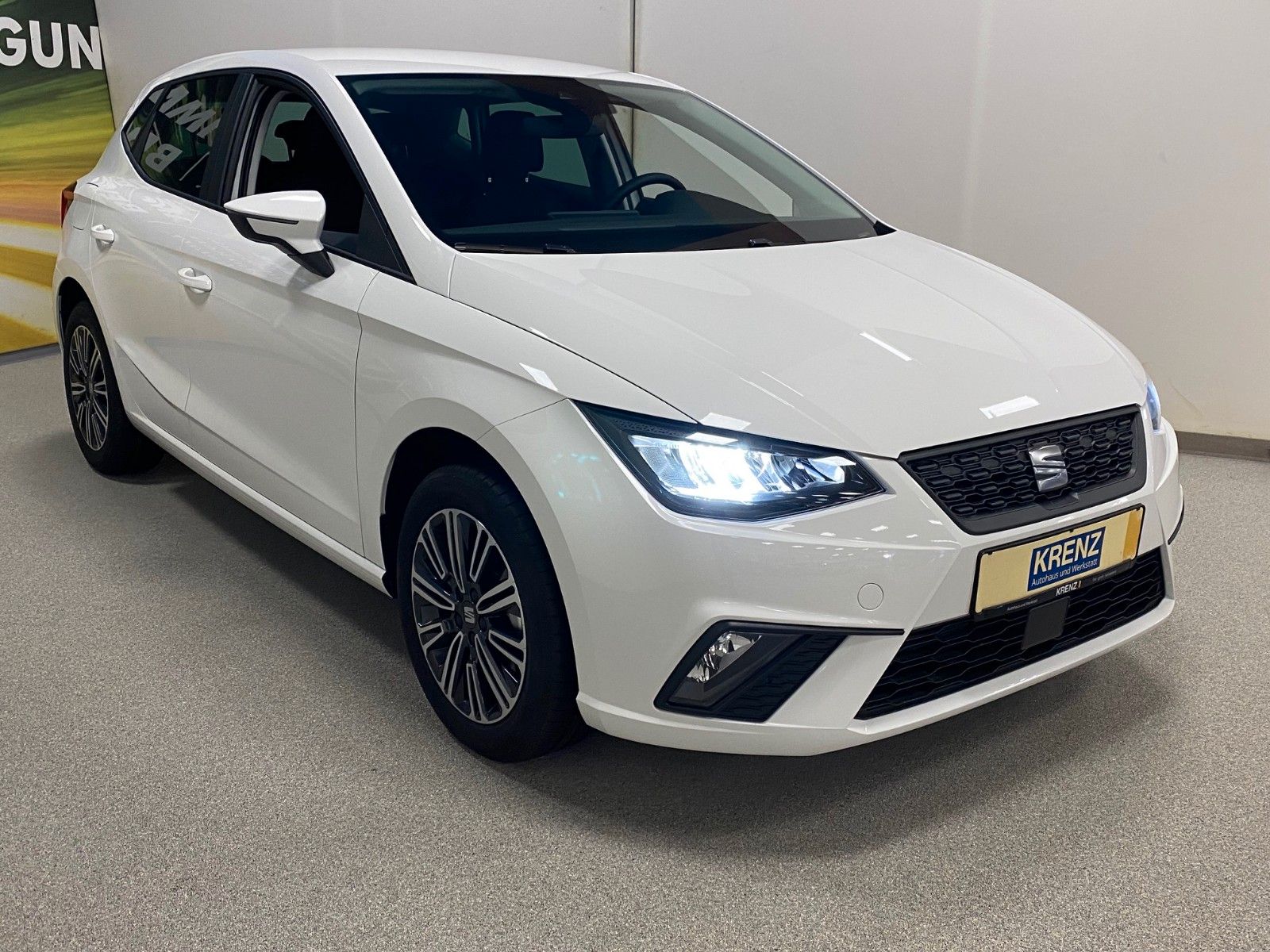 Fahrzeugabbildung SEAT Ibiza 1.0 TSI Style DSG+GARANTIE bis 2028+16"ALU