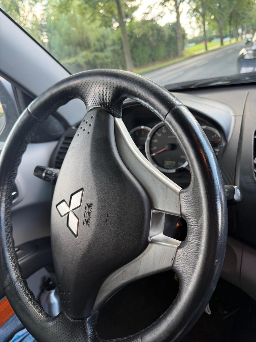 Mitsubishi L200(2012) - Top Zustand, Hardtop, AHK kein Rost