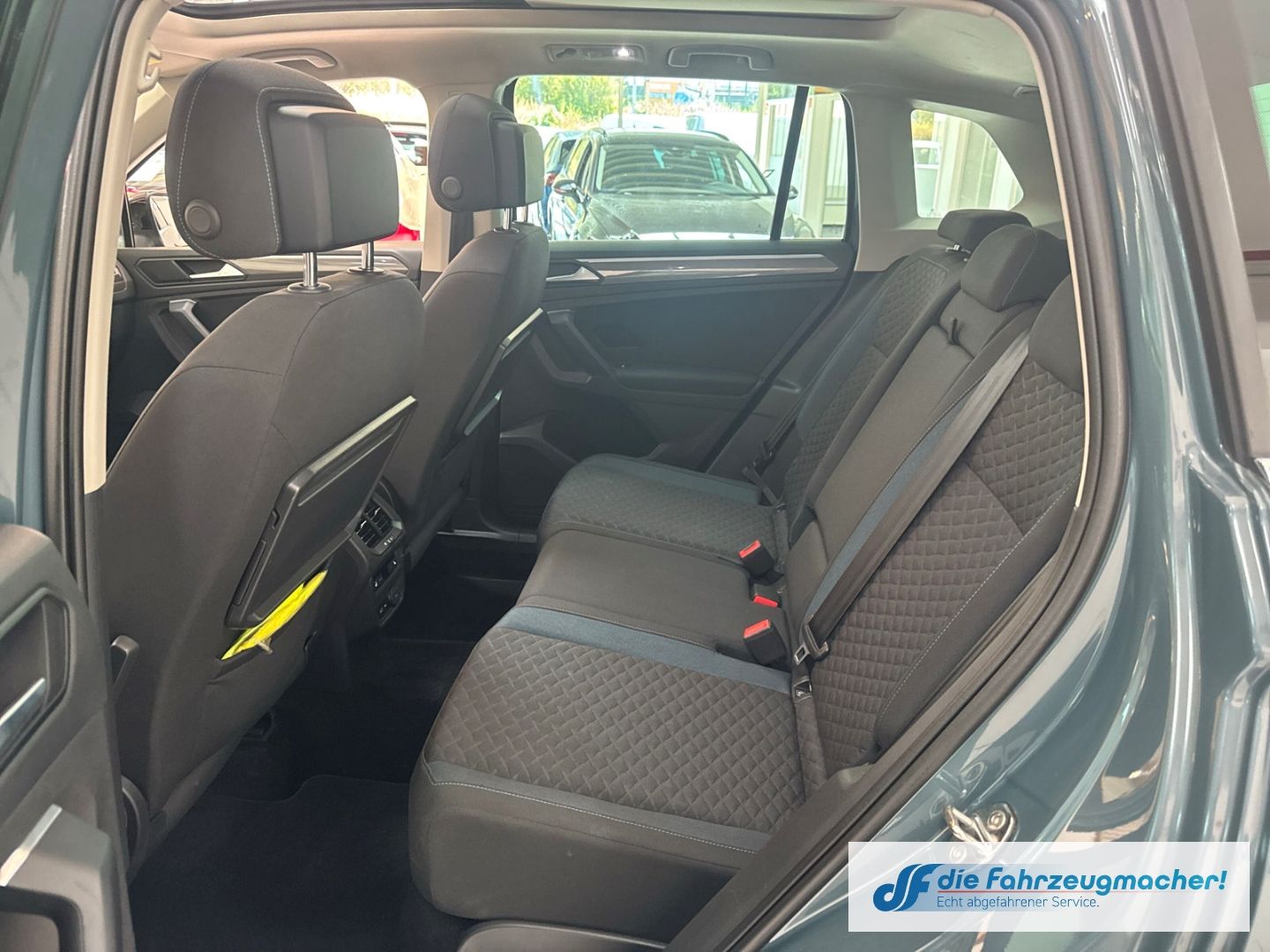 Fahrzeugabbildung Volkswagen Tiguan IQ.DRIVE Start-Stopp 4Motion StandHZG El