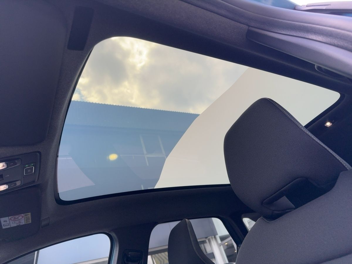 Fahrzeugabbildung Renault Symbioz Iconic E-Tech Full Hybrid 145