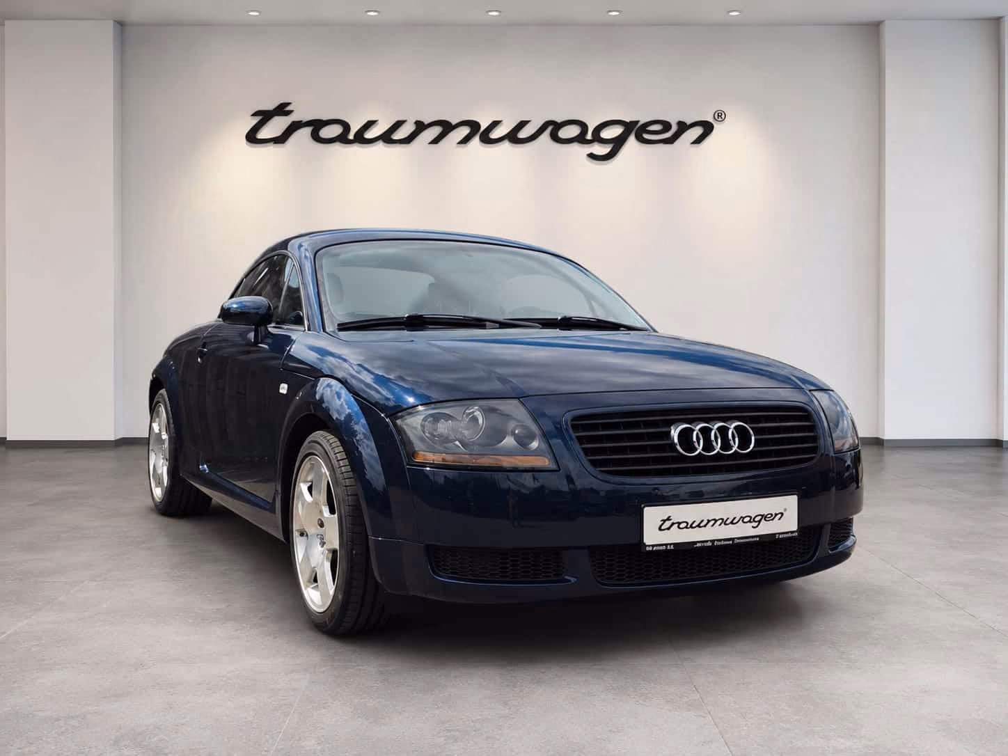 Audi TT Cabrio *32.000 Km! * BOSE, Sitzheizung, Klima