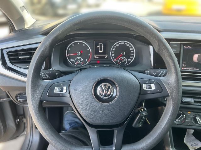 Fahrzeugabbildung Volkswagen Polo VI Comfortline Dyn. Kurvenlicht SHZ Notbrem