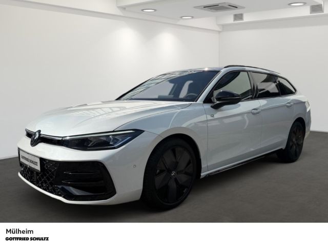 VW Passat R-Line 2.0 TDI 4Motion DSG Pano  AHK  Sta