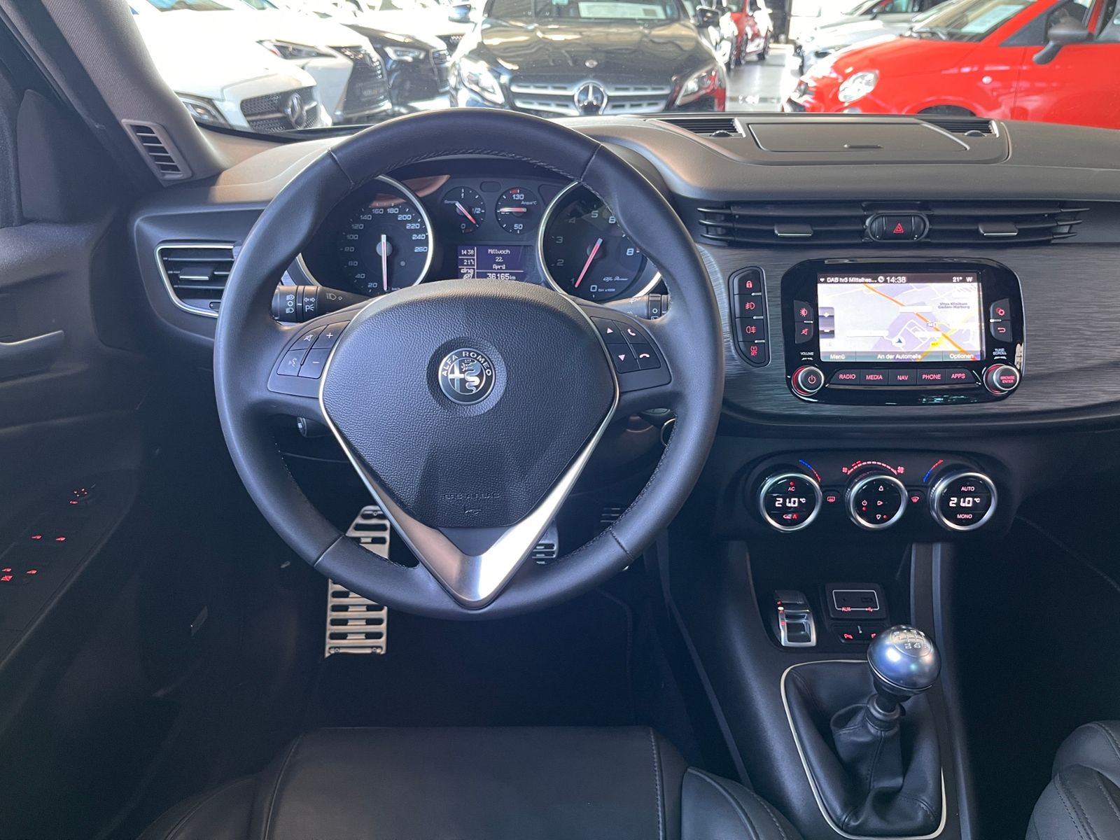 Fahrzeugabbildung Alfa Romeo Giulietta Lusso Ti BOSE XENON NAVI