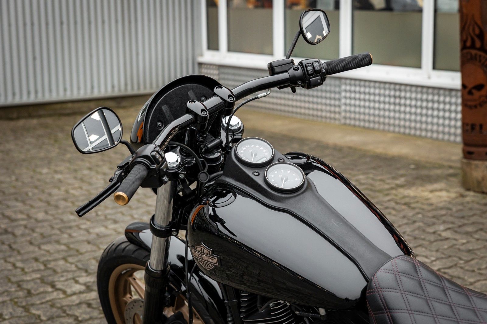 Fahrzeugabbildung Harley-Davidson FXDLS DYNA LOW RIDER S 110cui - CLUBSTYLE -
