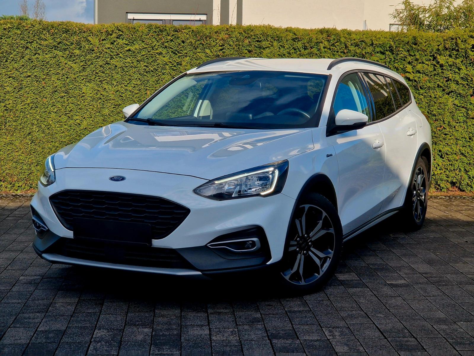 Ford Focus Turnier Active (1.Hand, AHK, LED, Navi)