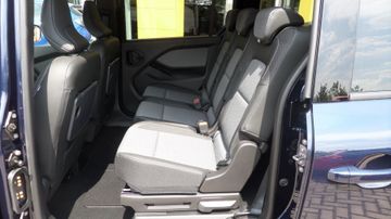 Renault Kangoo Grand Techno TCe 130 PS EDC 7 Sitzer Auto