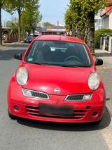 Nissan Micra 1.3 + 4 Türig + Wenig KM f - Nissan Micra: 1.3