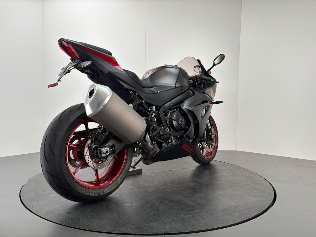 Fahrzeugabbildung Suzuki GSX-R 1000 *TOP-ZUSTAND *WENIG KM
