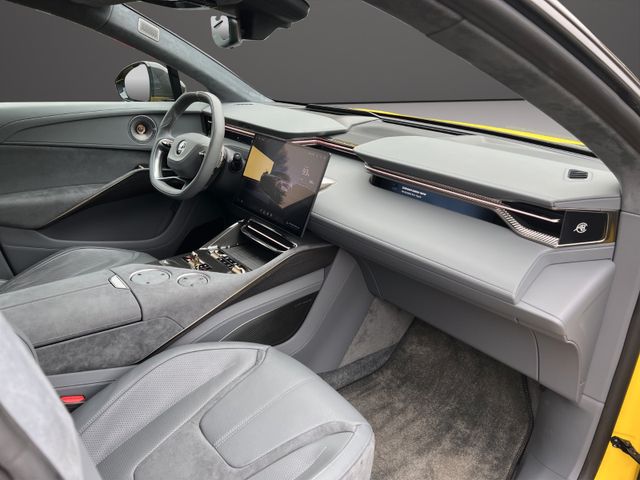 Fahrzeugabbildung Lotus Eletre R KEF Komfortsitze Carbon