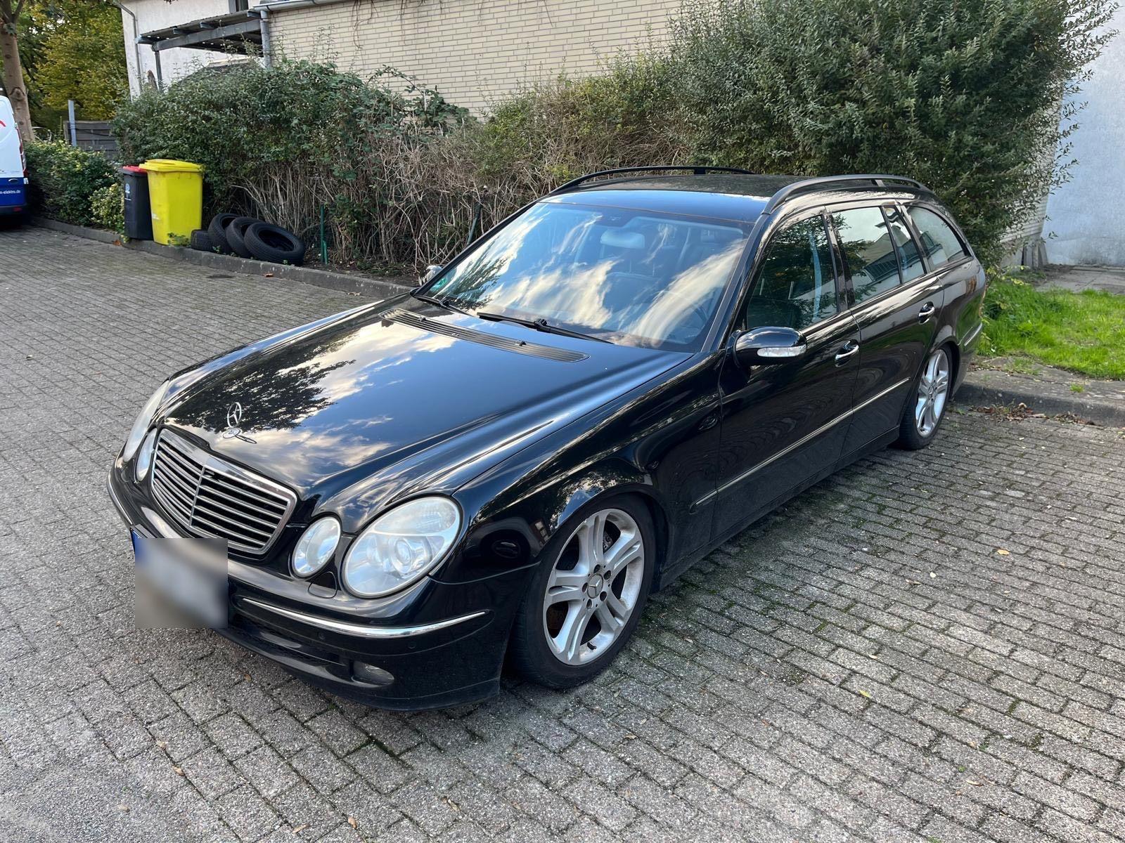 Mercedes-Benz E 200