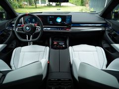 BMW M5 – 16 / 30