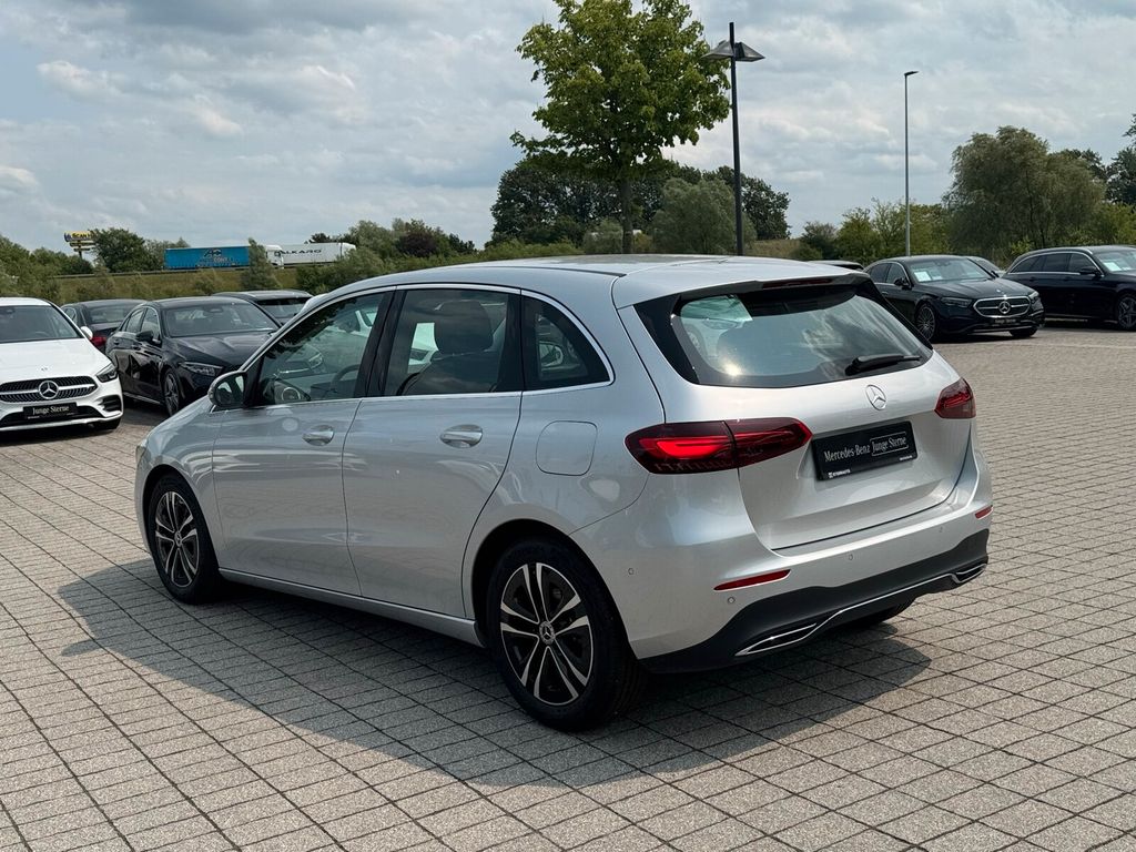 Mercedes-Benz B 180 d Progressive Advanced Smartphone Integrat