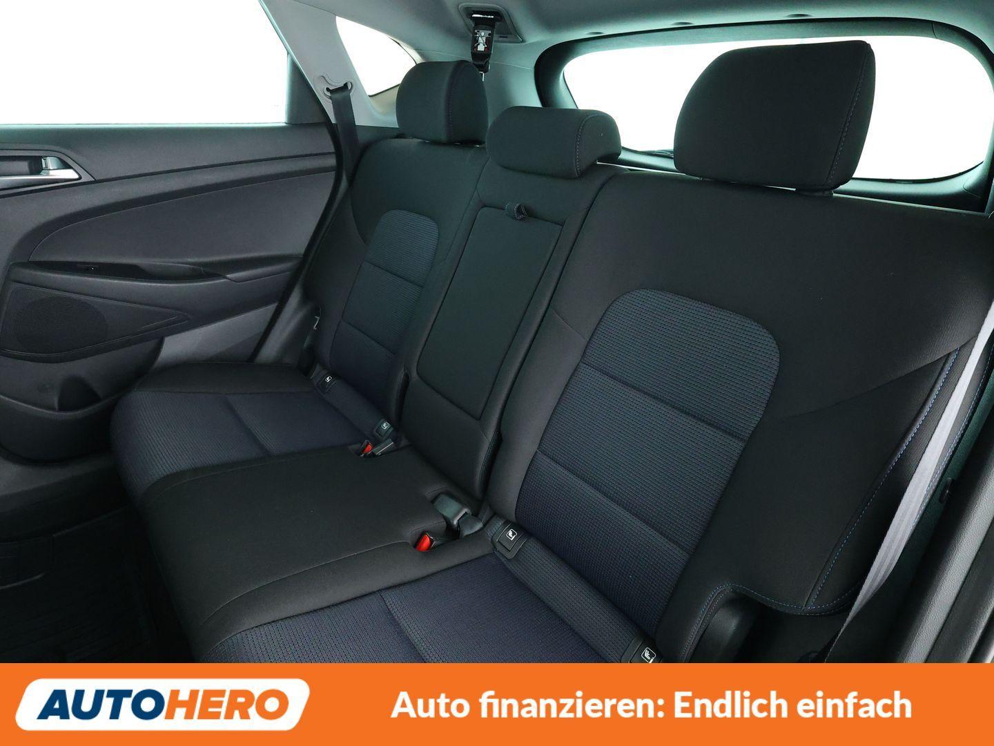 Hyundai Tucson 1.6 Trend blue 2WD *NAVI*CAM*PDC*SHZ*AHK*