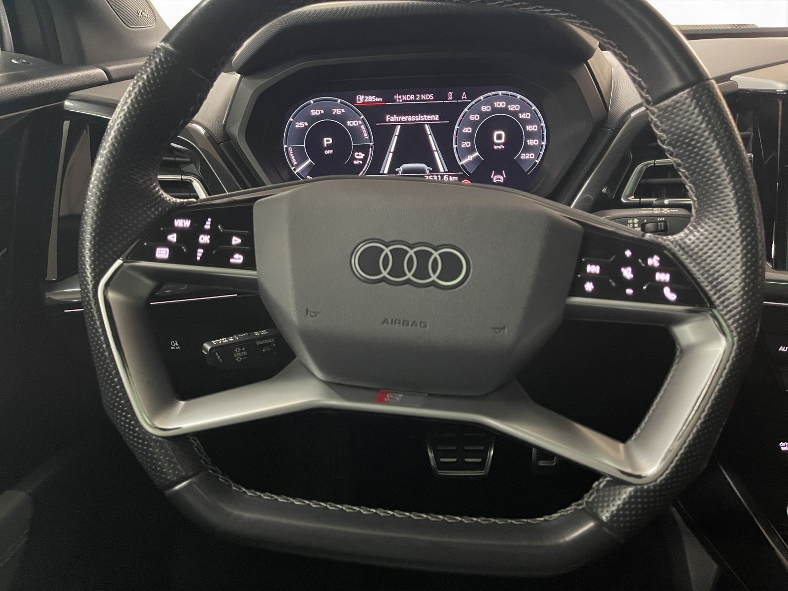 Audi Q4 e-tron 50 qu. Edition One AHK Pano Matrix LM  foto 20
