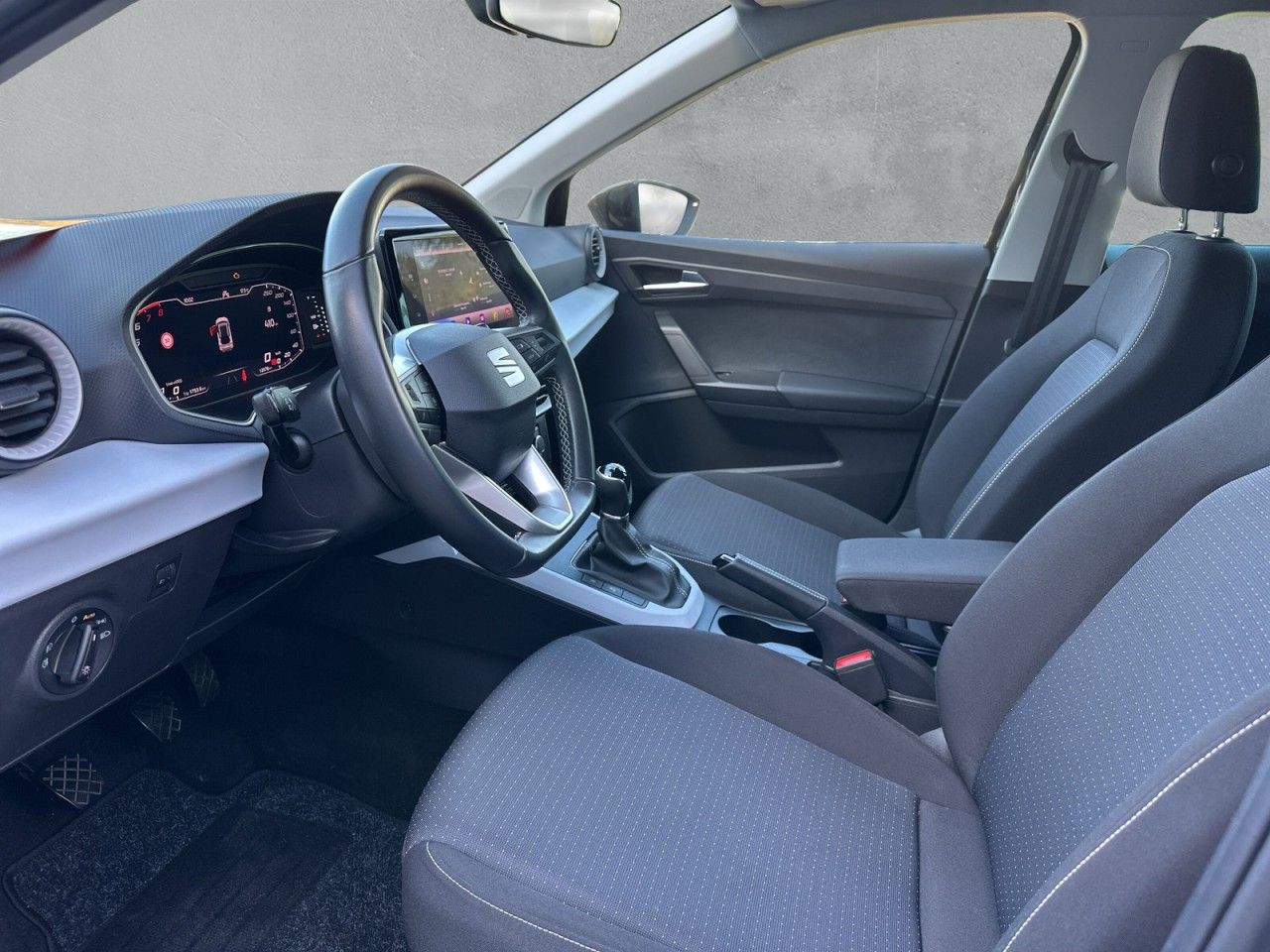 Fahrzeugabbildung SEAT Arona Style 1.0 TSI 110 PS 6-Gang VFW