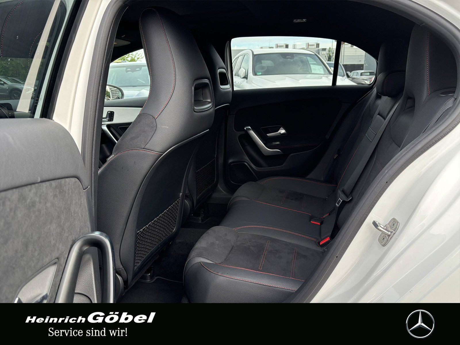 Fahrzeugabbildung Mercedes-Benz A 200 AMG*PANO*MEMORY*360°*MULTIBEAM*KEYLESS*