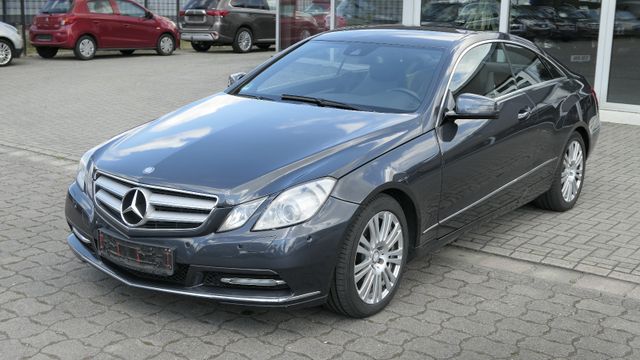 Mercedes-Benz E 220 Coupe Avantgarde/Navi/8-Alu/Euro5