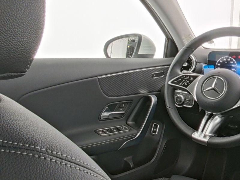 Mercedes-Benz A 250e PROGRESSIVE|LED|TEMP|KAM|PTS|SHZ|LHZ