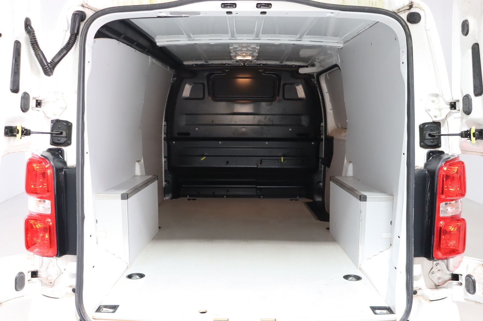 Fahrzeugabbildung Citroën Jumpy Kasten L3H1 * Klima * AHK