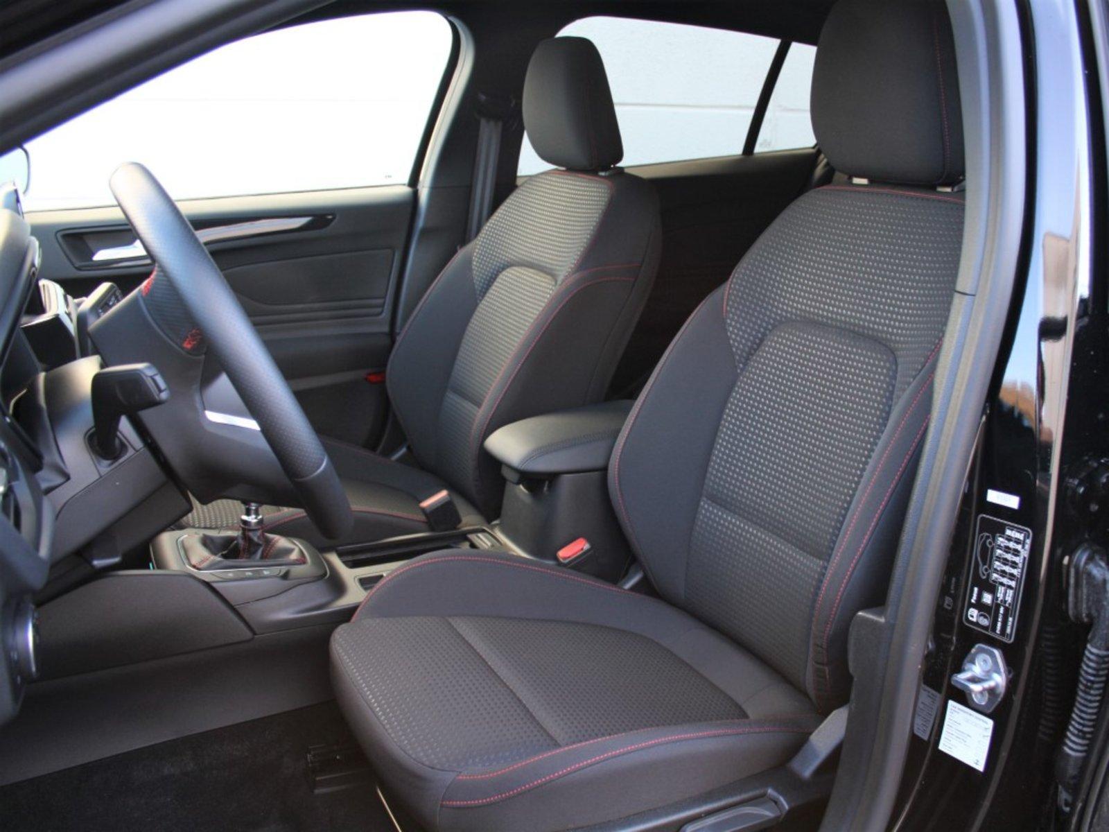 Ford Focus Turnier 1.5 EB ST-Line LED Navi ACC Kamera