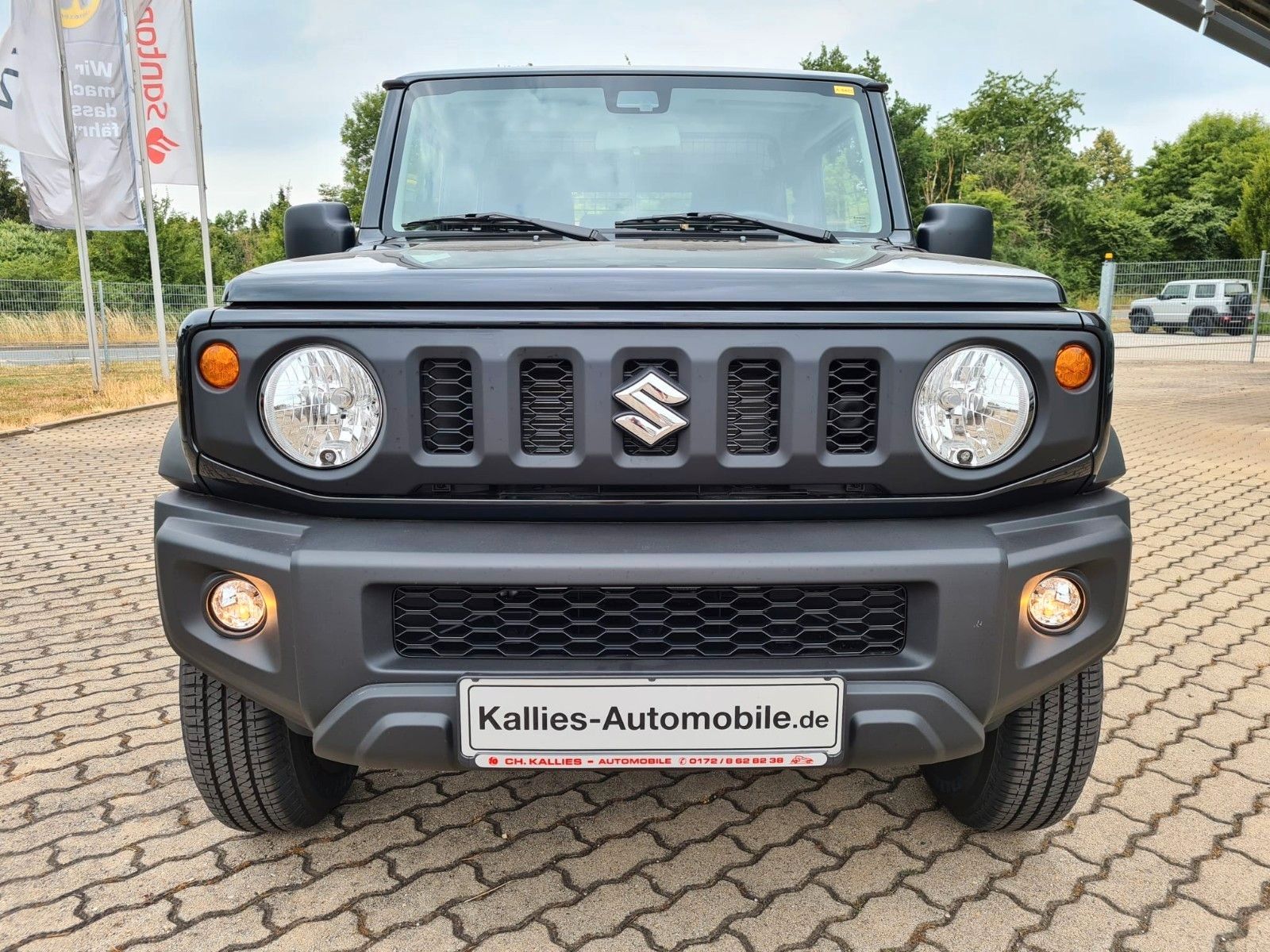 Fahrzeugabbildung Suzuki Jimny 1.5 4WD Allgrip KLIMA+SHZ+TEMPOM.+AHK