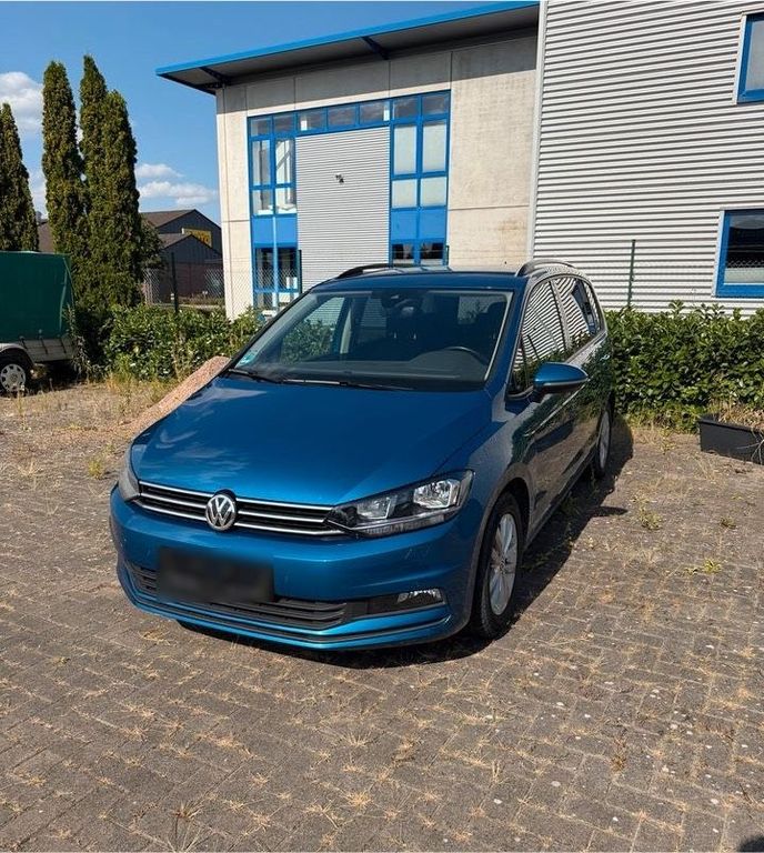 Image of Volkswagen Touran