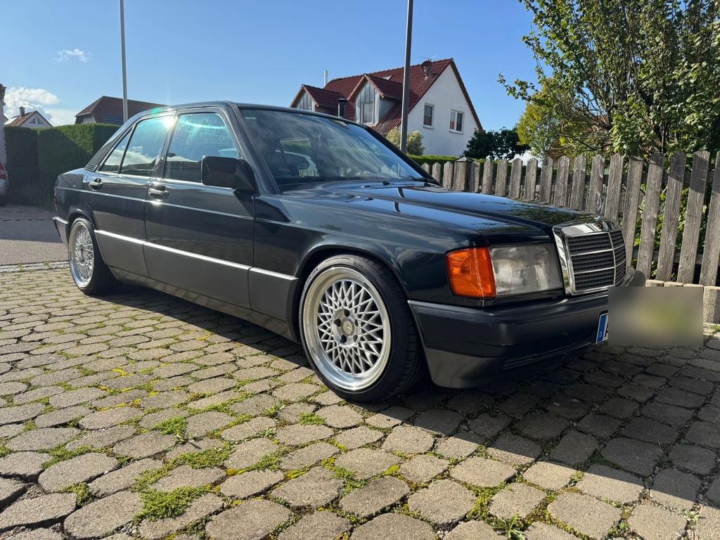 Mercedes-Benz 190