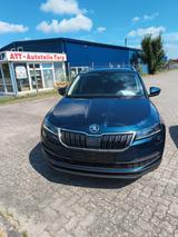 Skoda Karoq Drive 125 - blaue Skoda Karoq