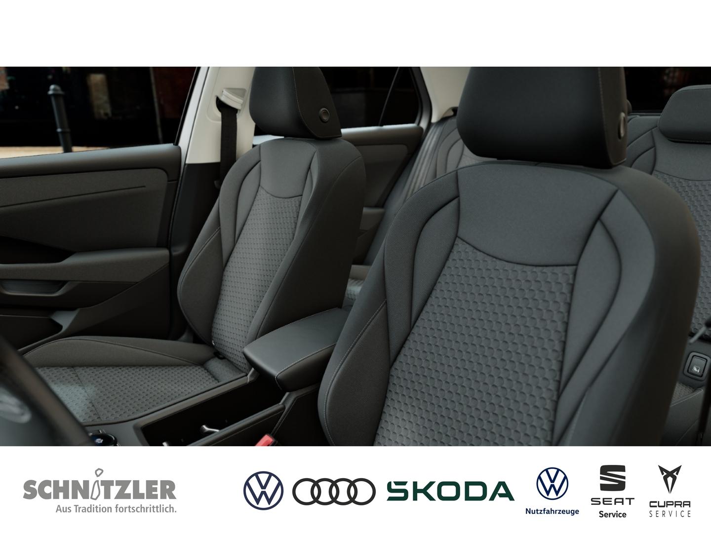 Volkswagen T-Roc 1.5 eTSI DSG Life LED/AHK/NAVI/APP +++