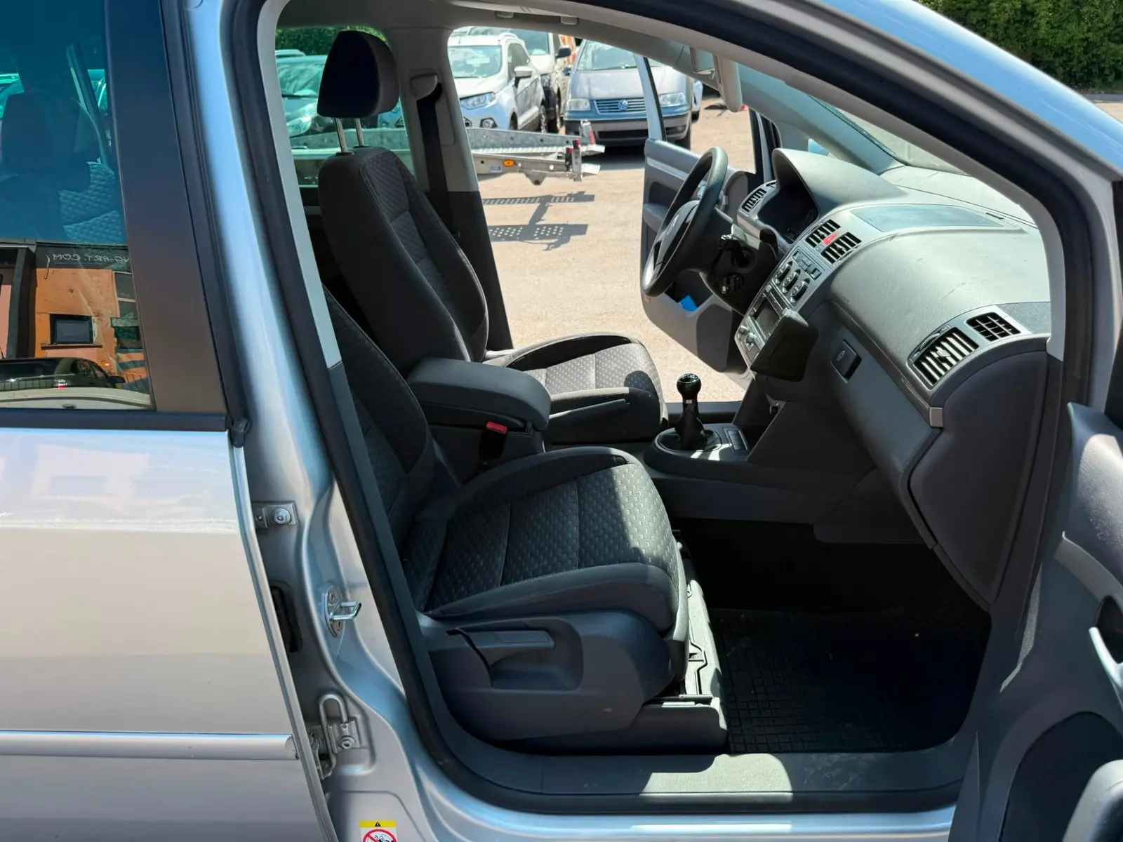 Volkswagen Touran 2007 — photo 30
