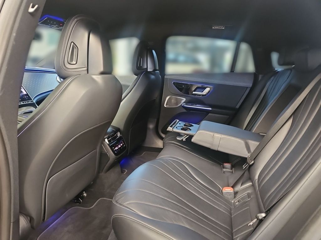 Fahrzeugabbildung Mercedes-Benz EQE 350+ AMG Distronic+ AHK Sitzklima Burm. 360°